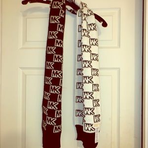 MK scarf